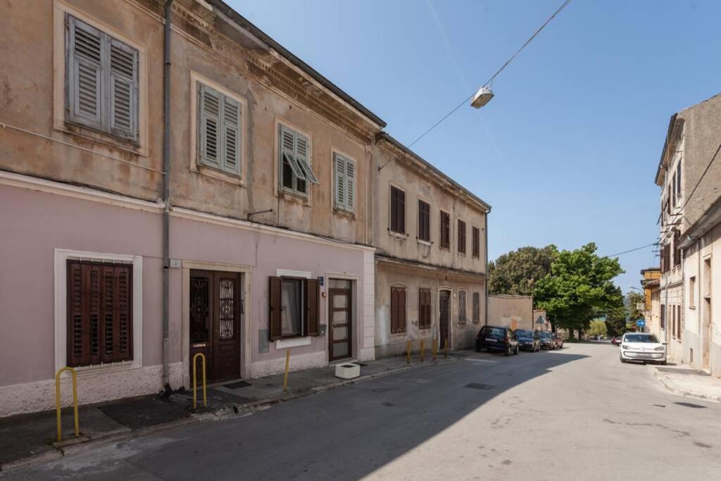 Apartman Luna Apartment Pula Exterior photo